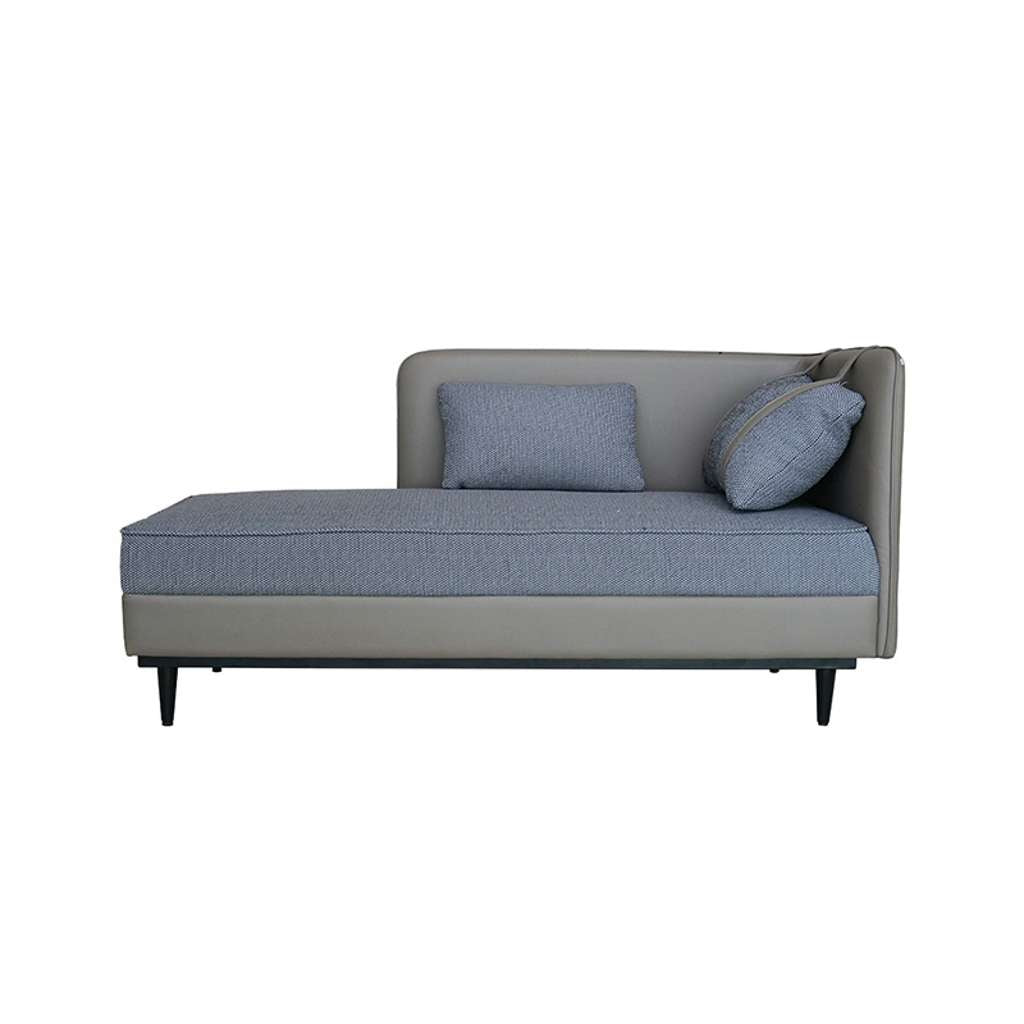 The Ease Lounge