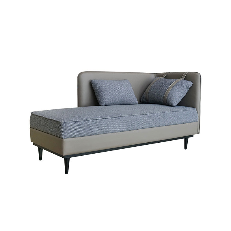 The Ease Lounge