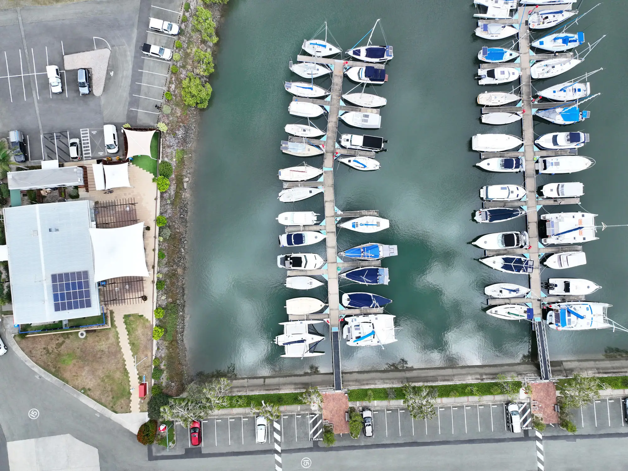 wynnum manly yacht club cafe